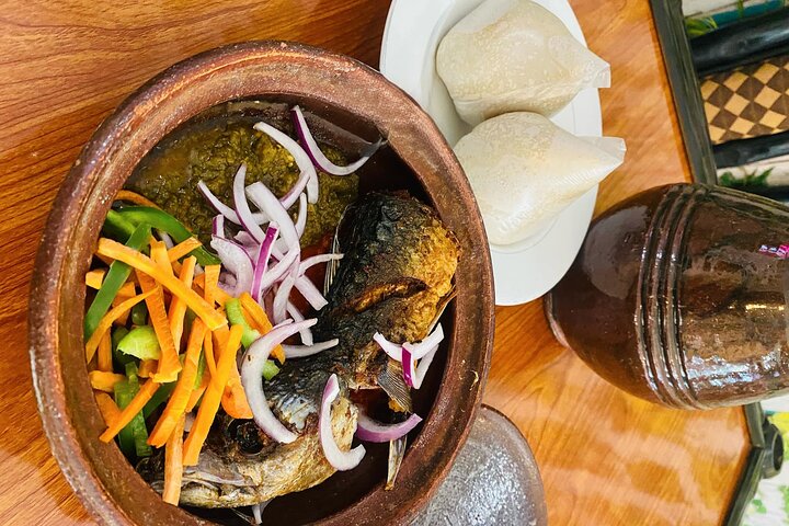 Accra Culture & Food by Foot: Night Tour